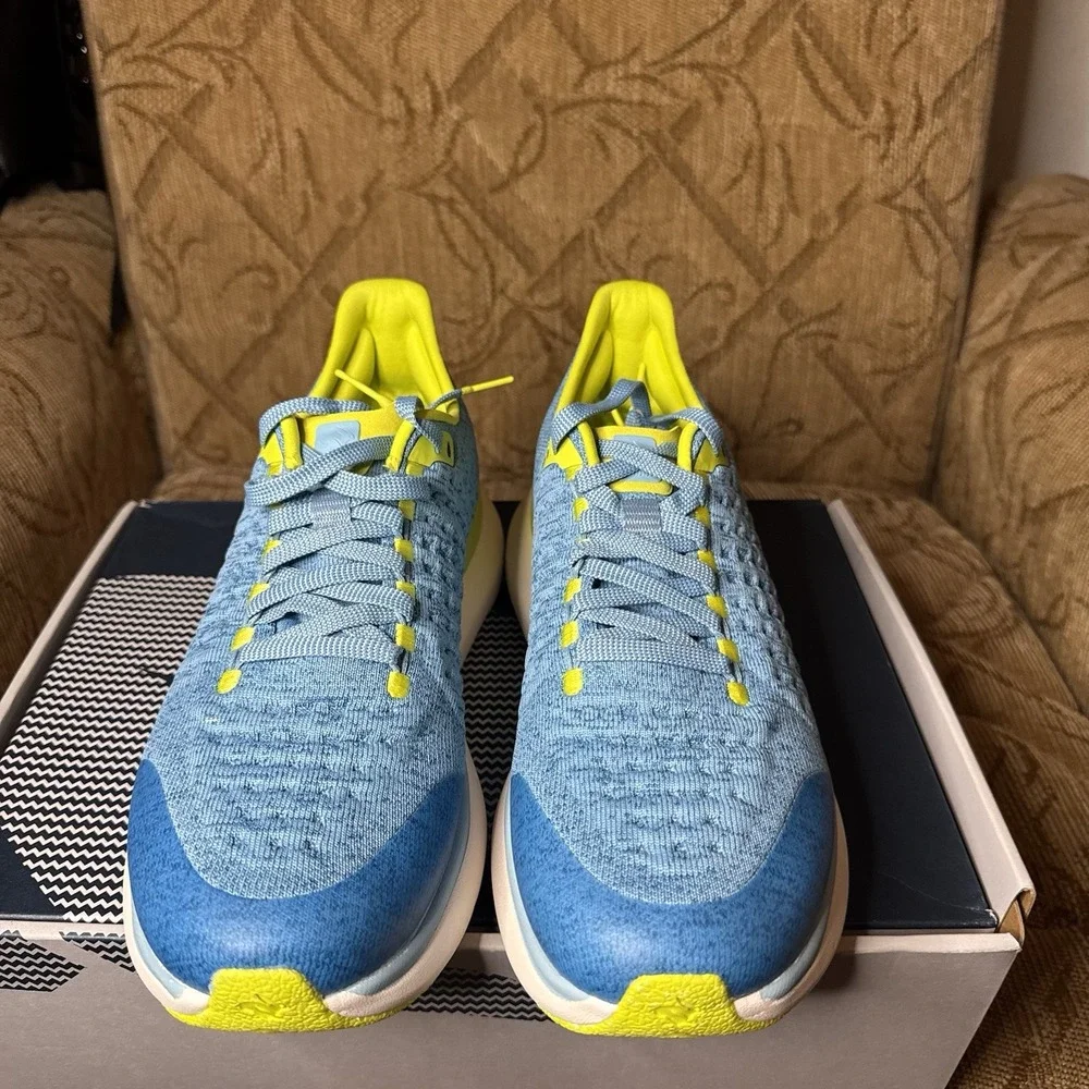 Rabbit Dream Chaser Running‎ Shoes- Milky Blue Men's 9.5 Worn Once!